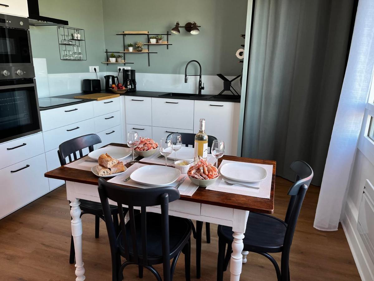 Appartement Lostendro, Vue Port